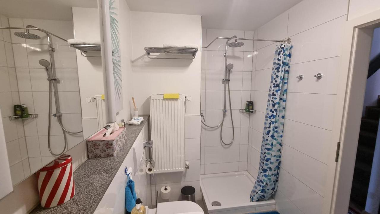 Ferienzimmer Bei Thomas - Gemuetliches Schlaf- Und Wohnzimmer Mit Modernem Bad Ulm Eksteriør billede